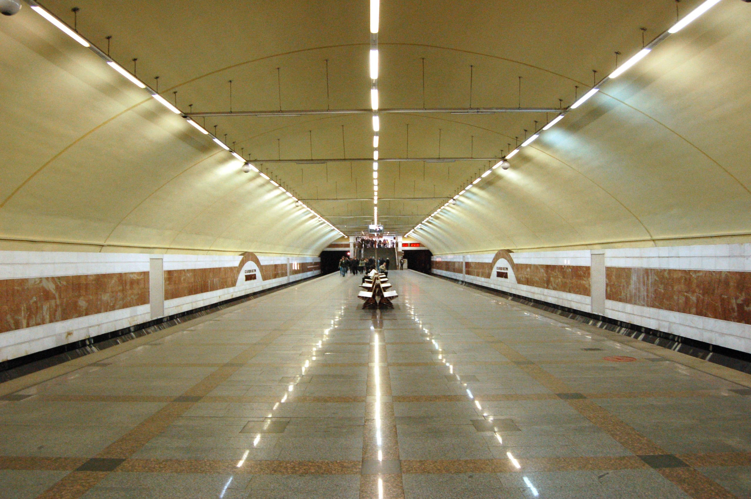 Метро «Житомирська»